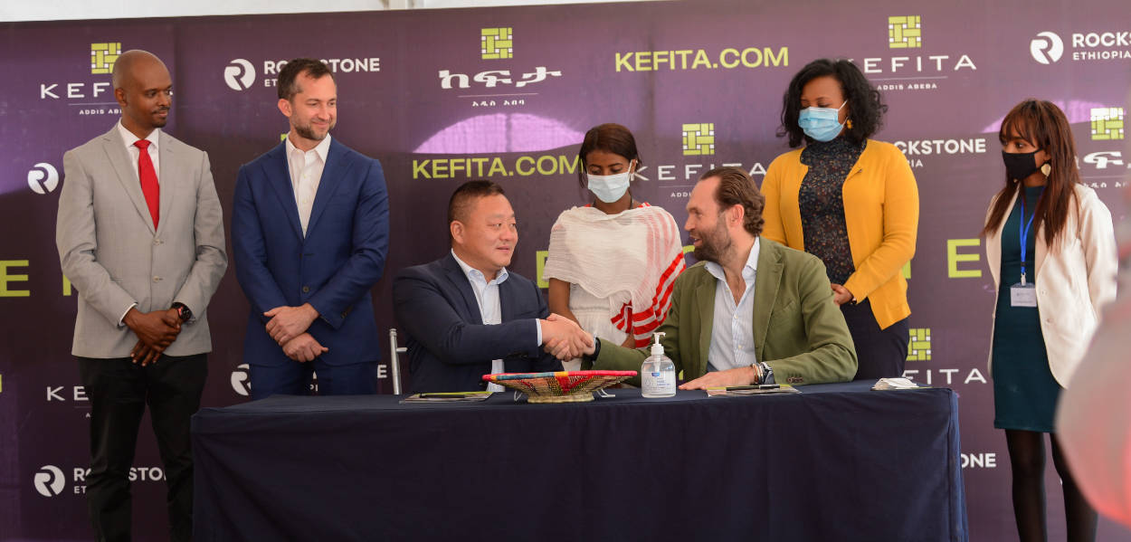 Signing of the Kefita construction contract with HuaHong